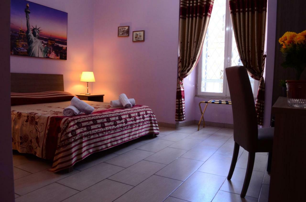 Roma Castle Termini Hotel Bagian luar foto