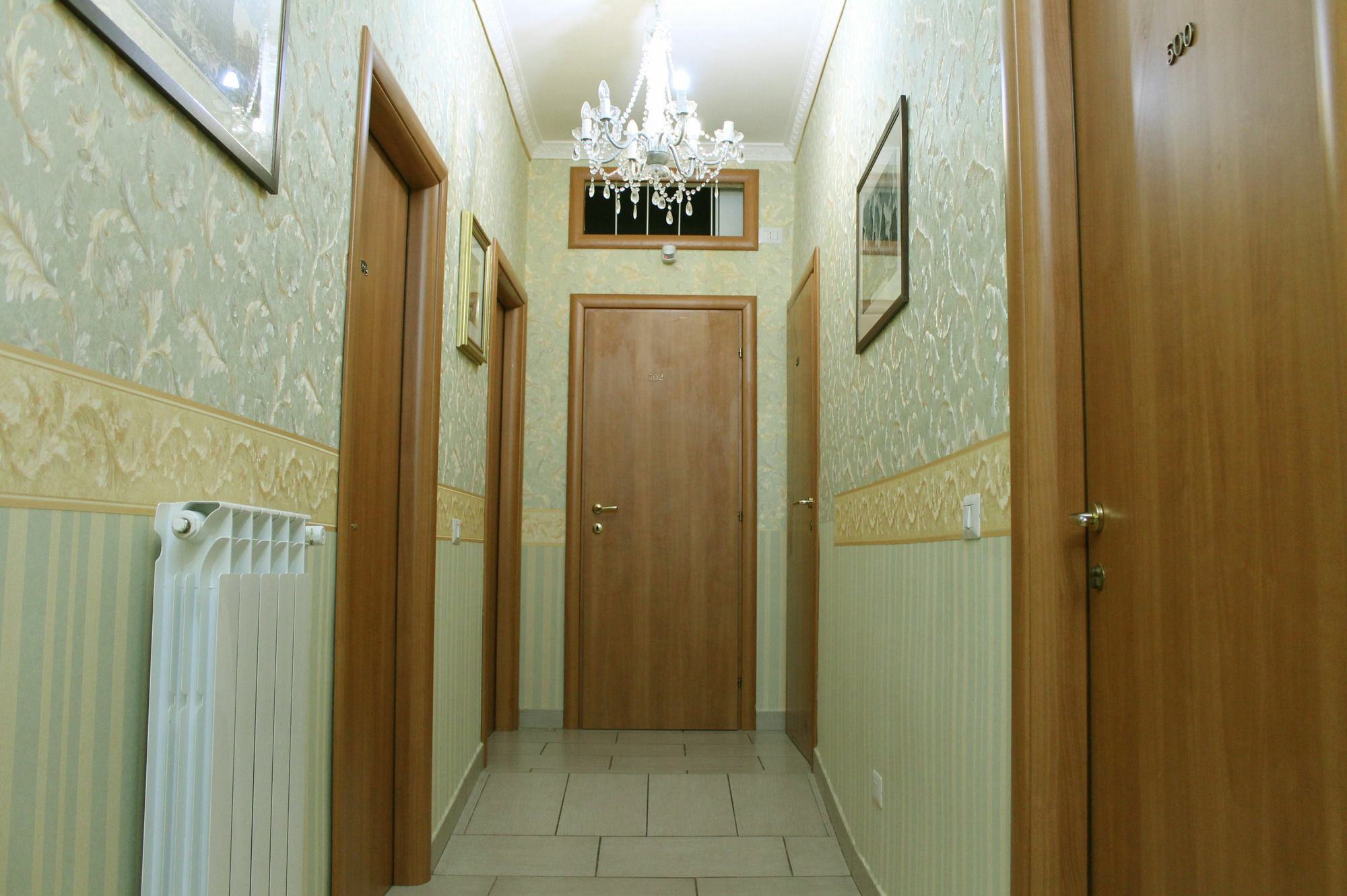Roma Castle Termini Hotel Bagian luar foto
