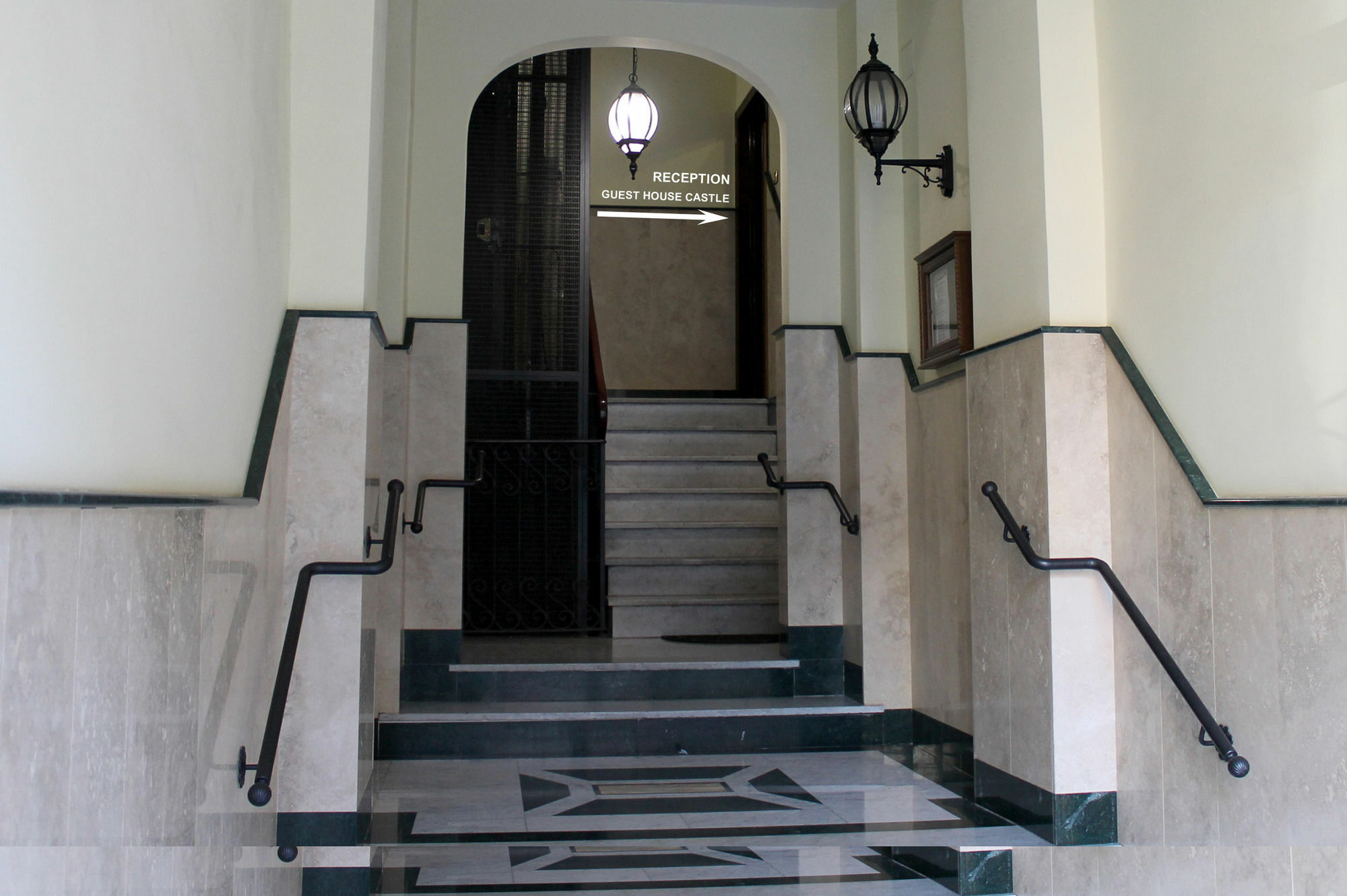 Roma Castle Termini Hotel Bagian luar foto